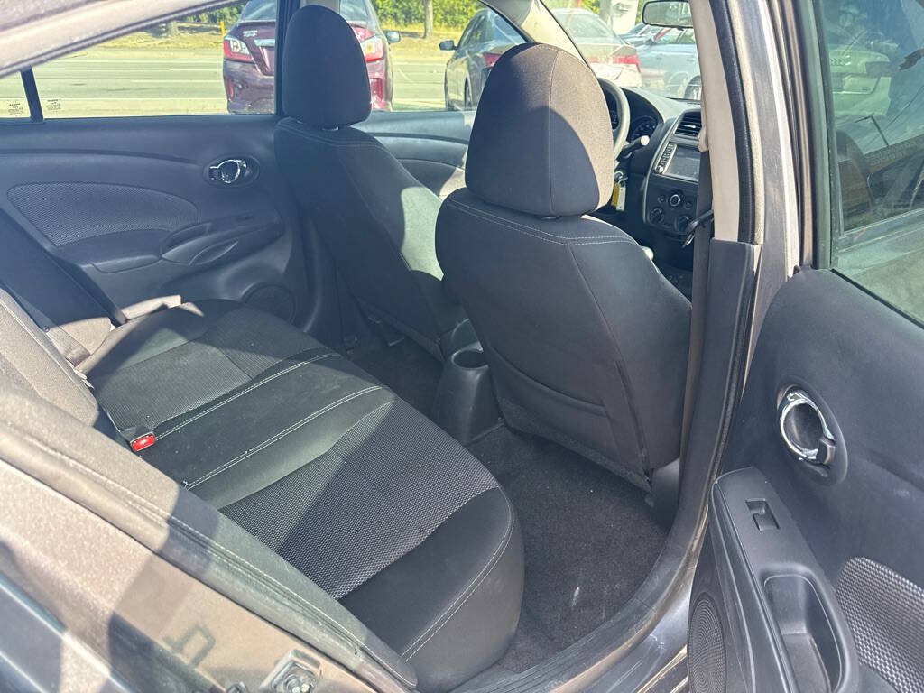 Used 2019 Nissan Versa SV FWD image 13