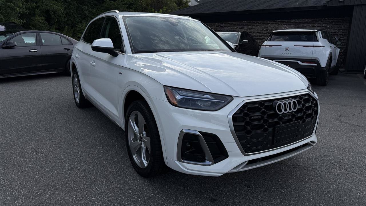 Used 2023 Audi Q5 2.0T Premium Plus w/ Premium Plus Package AWD/4WD image 21