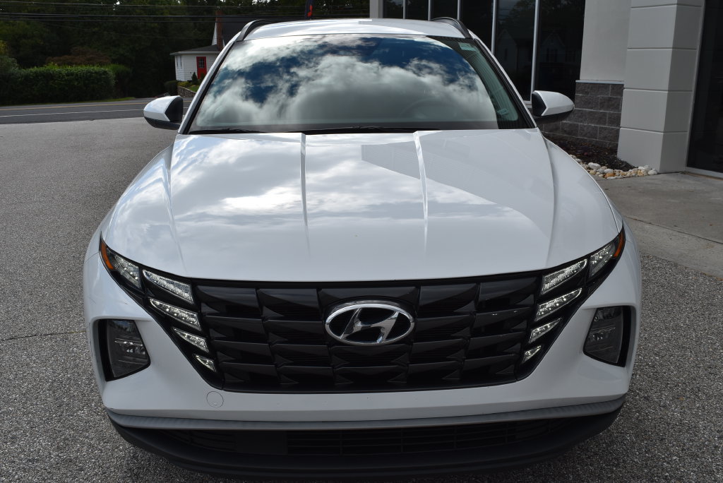 Used 2024 Hyundai Tucson SEL FWD image 3