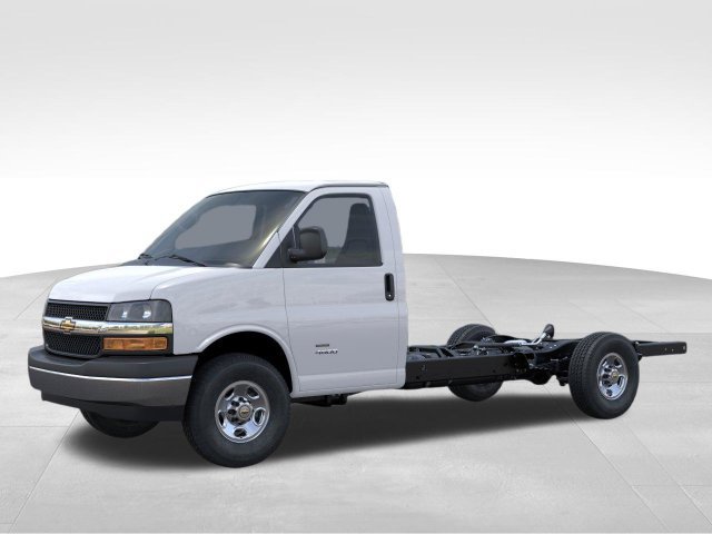 New 2026 Chevrolet Express 3500 w/ Power Convenience Package RWD image 2