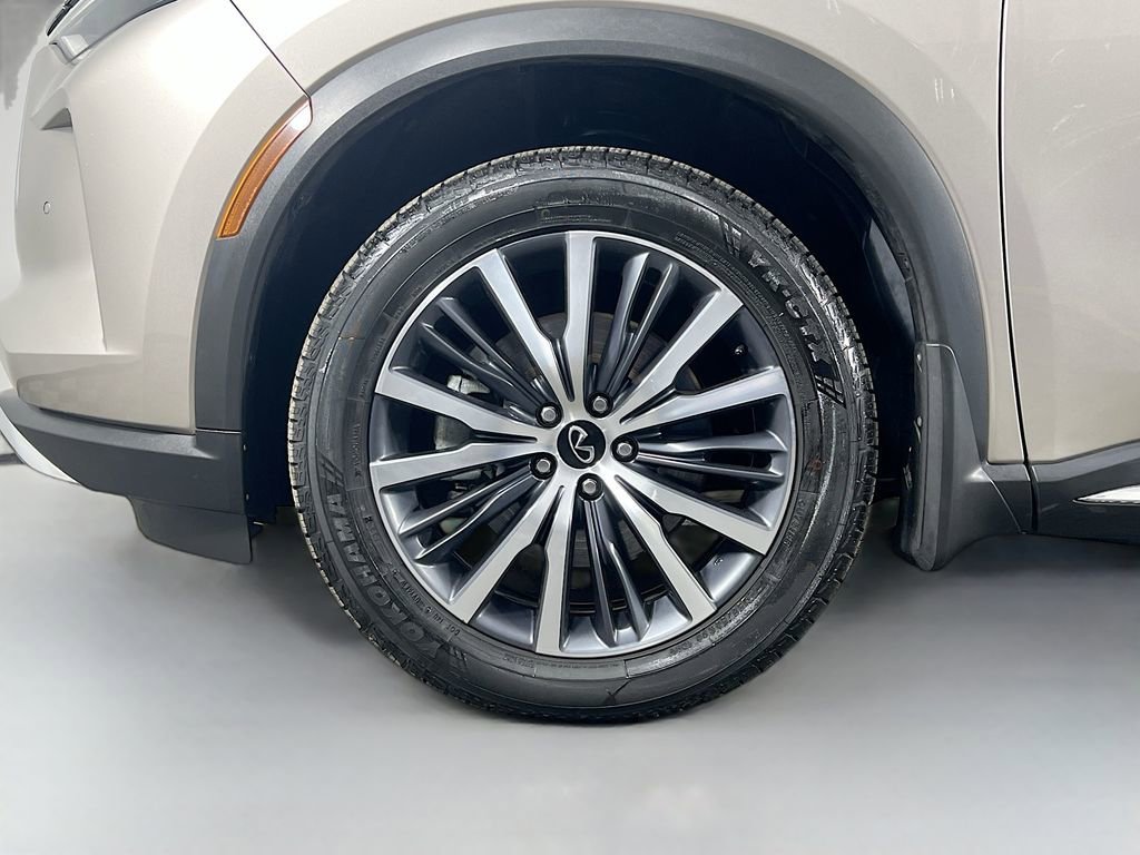 Used 2022 INFINITI QX60 Sensory w/ Cargo Package image 33
