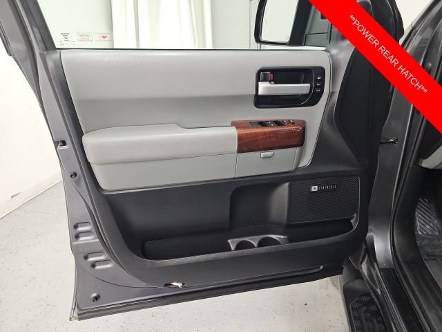 Used 2017 Toyota Sequoia Platinum AWD/4WD image 12