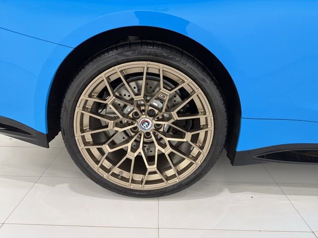 Used 2025 BMW M4 CS image 40
