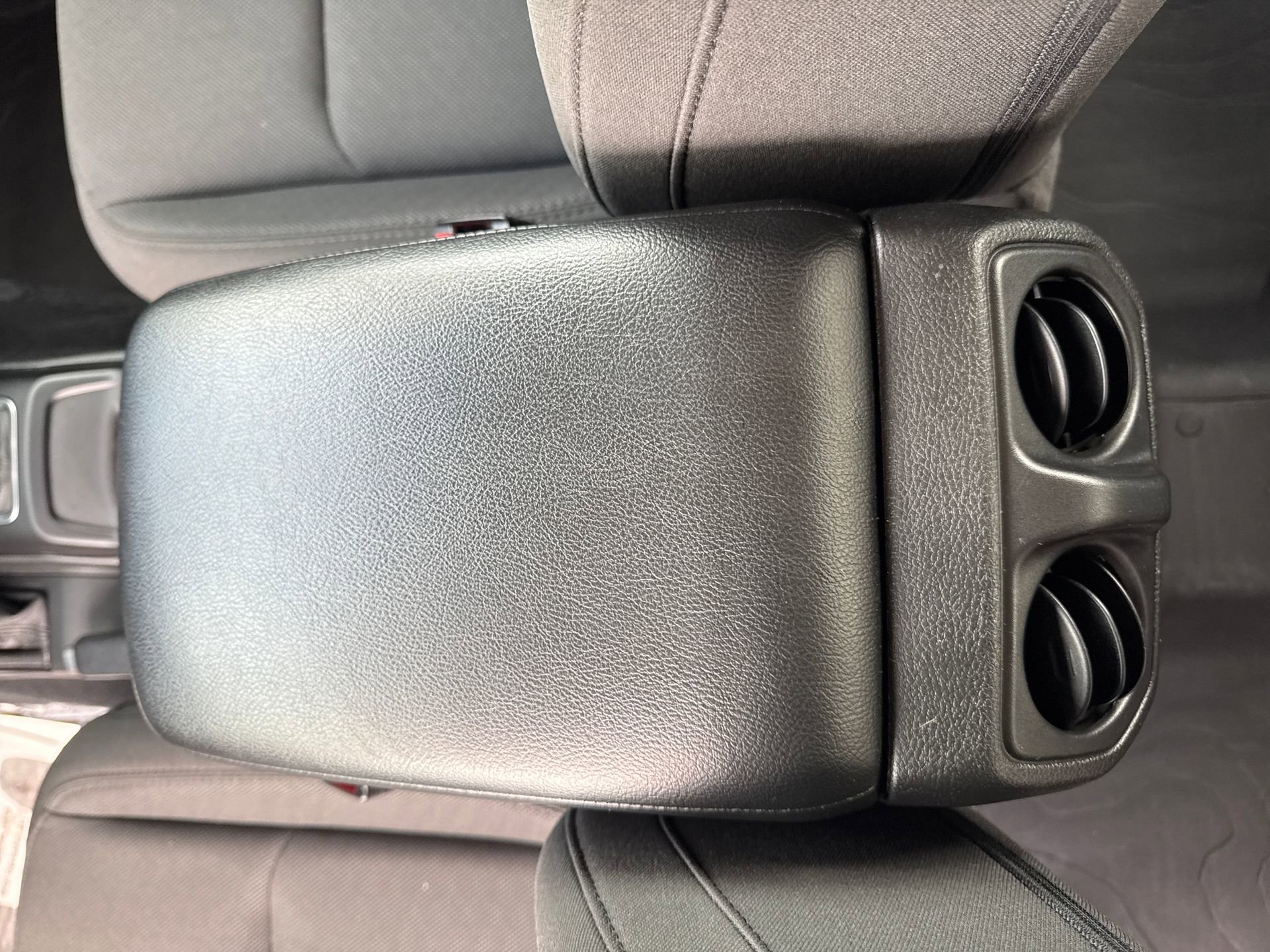 Used 2023 Jeep Wrangler Sport image 24