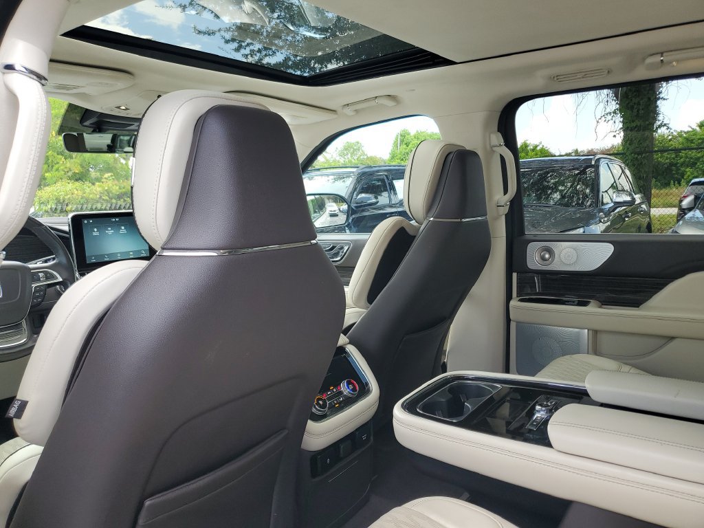 Used 2021 Lincoln Navigator L Black Label AWD/4WD image 14