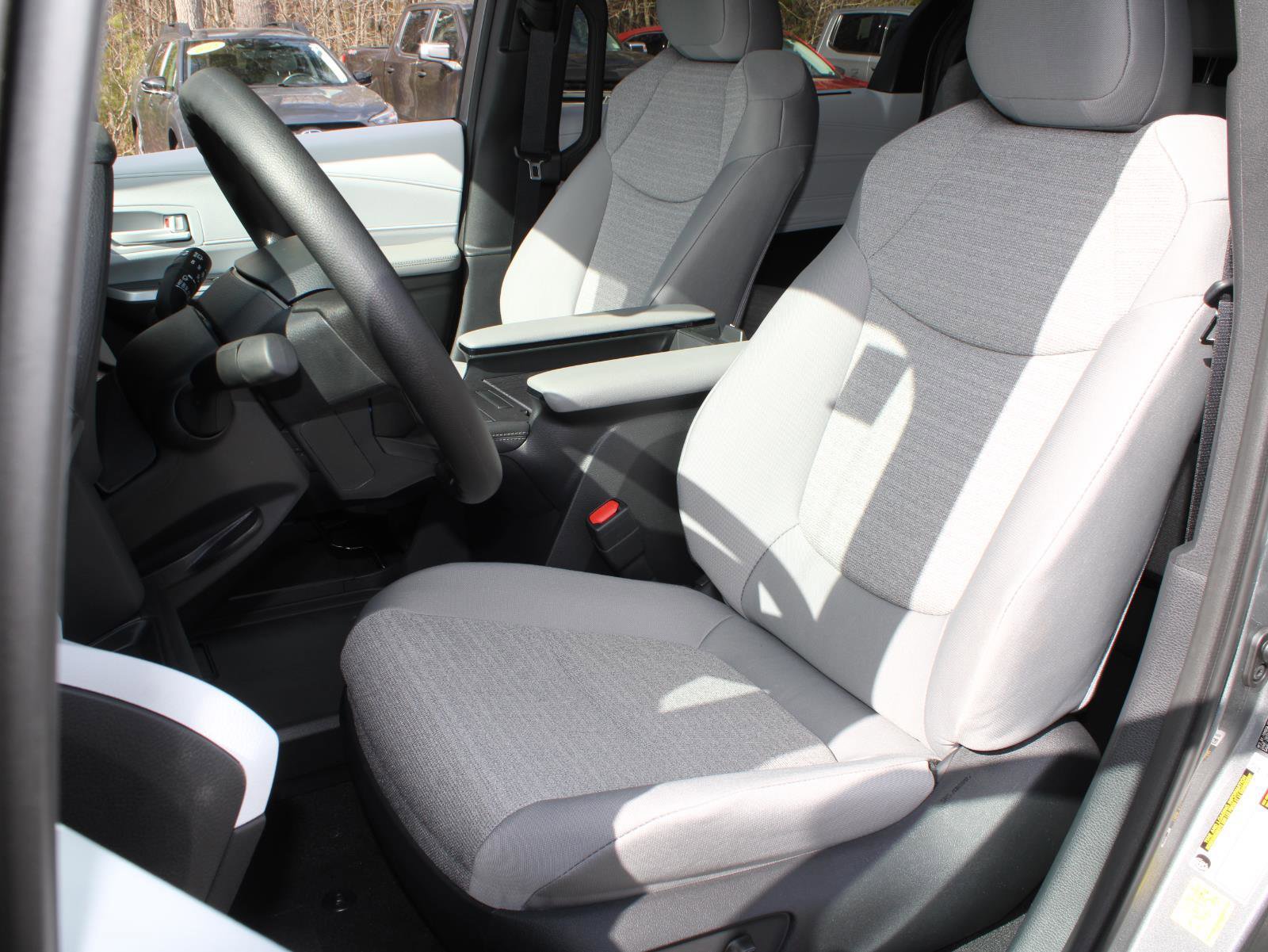 New 2026 Toyota Sienna LE image 17