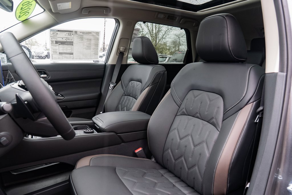 New 2026 Nissan Pathfinder Platinum image 23