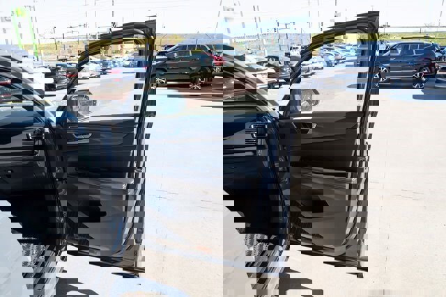 New 2026 Volkswagen Atlas Cross Sport SEL Premium R-Line image 15