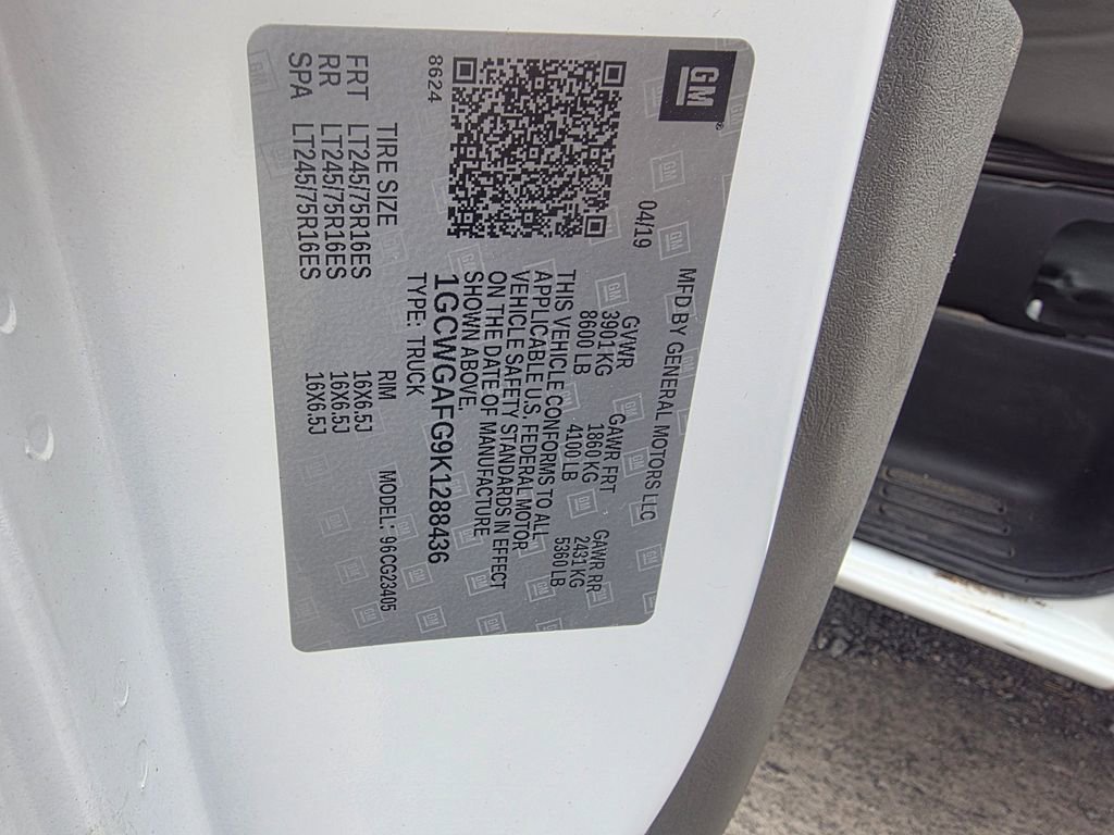 Used 2019 Chevrolet Express 2500 w/ Driver Convenience Package RWD image 23