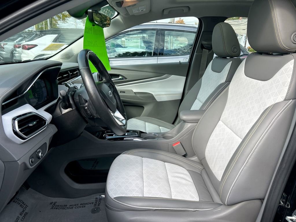 Certified 2022 Chevrolet Bolt EUV Premier w/ Launch Edition image 22