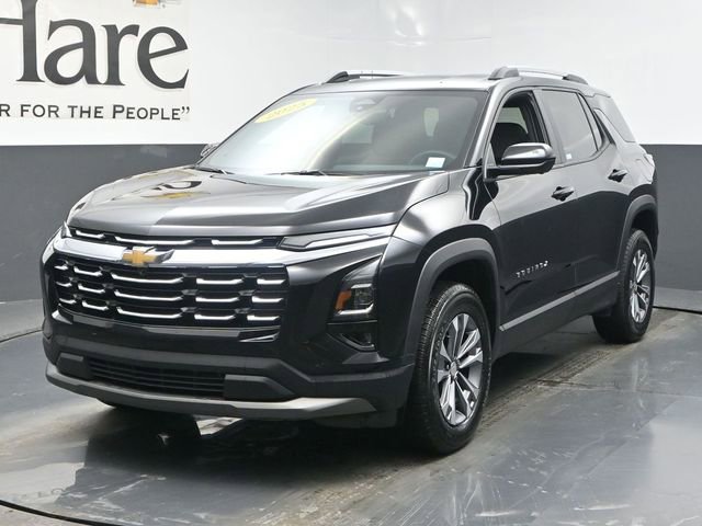 Used 2025 Chevrolet Equinox LT w/ Convenience Package II image 33