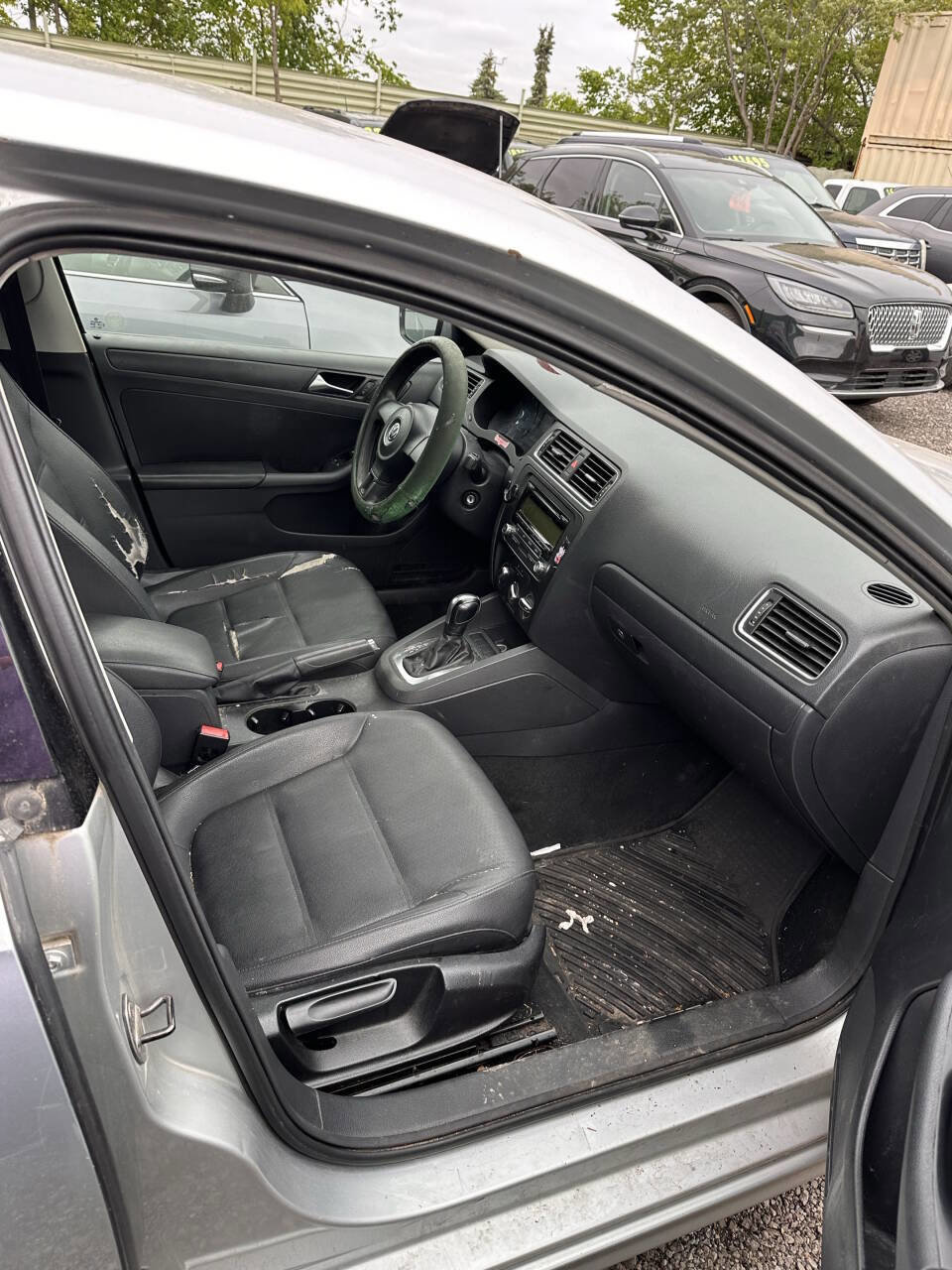 Used 2011 Volkswagen Jetta SE FWD image 7