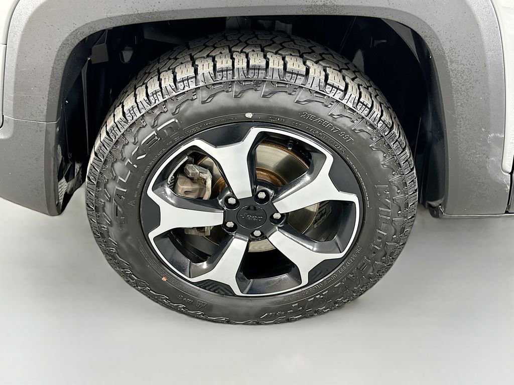 Used 2021 Jeep Renegade Trailhawk w/ Sun & Sound Group AWD/4WD image 31