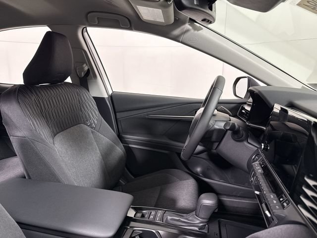 New 2026 Toyota Camry LE FWD image 17