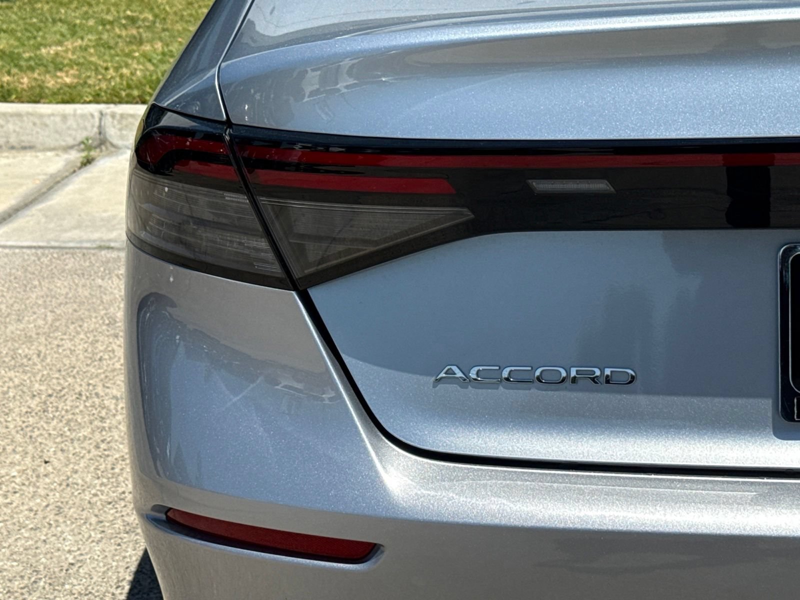 Used 2025 Honda Accord SE image 11