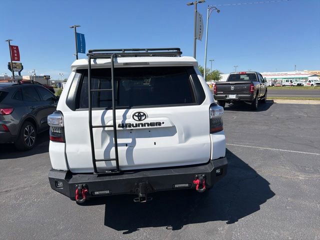 Used 2016 Toyota 4Runner SR5 AWD/4WD image 15