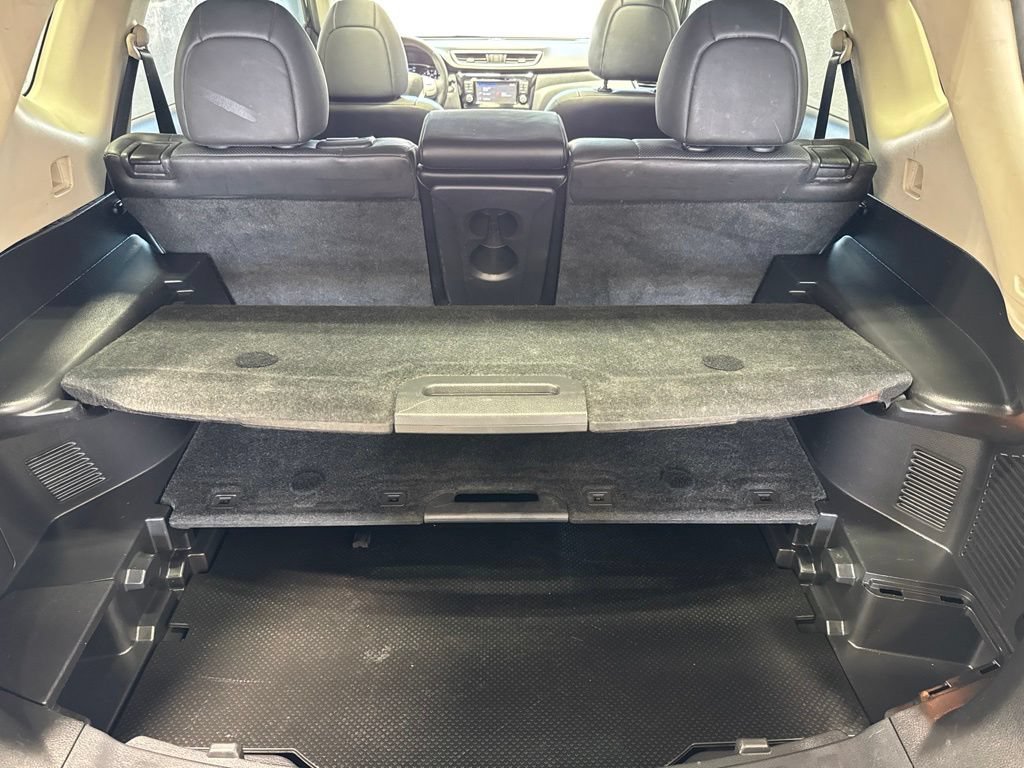 Used 2015 Nissan Rogue SL w/ SL Premium Package AWD/4WD image 29