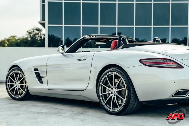 Used 2012 Mercedes-Benz SLS AMG Roadster image 57
