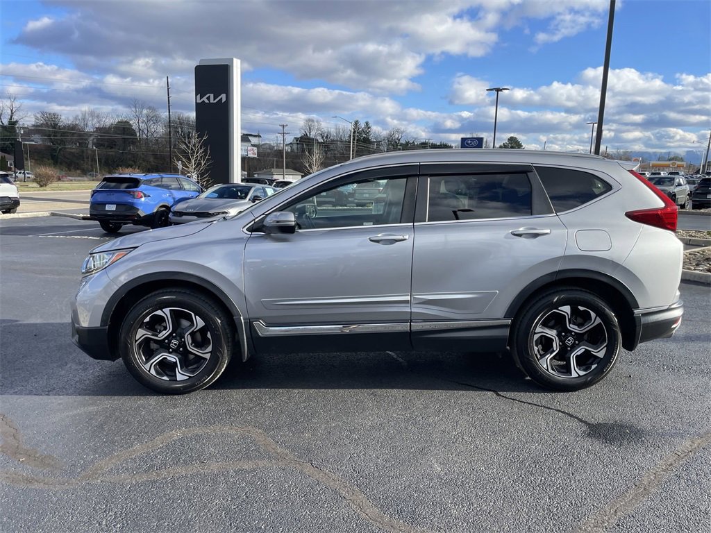 Used 2017 Honda CR-V Touring image 3