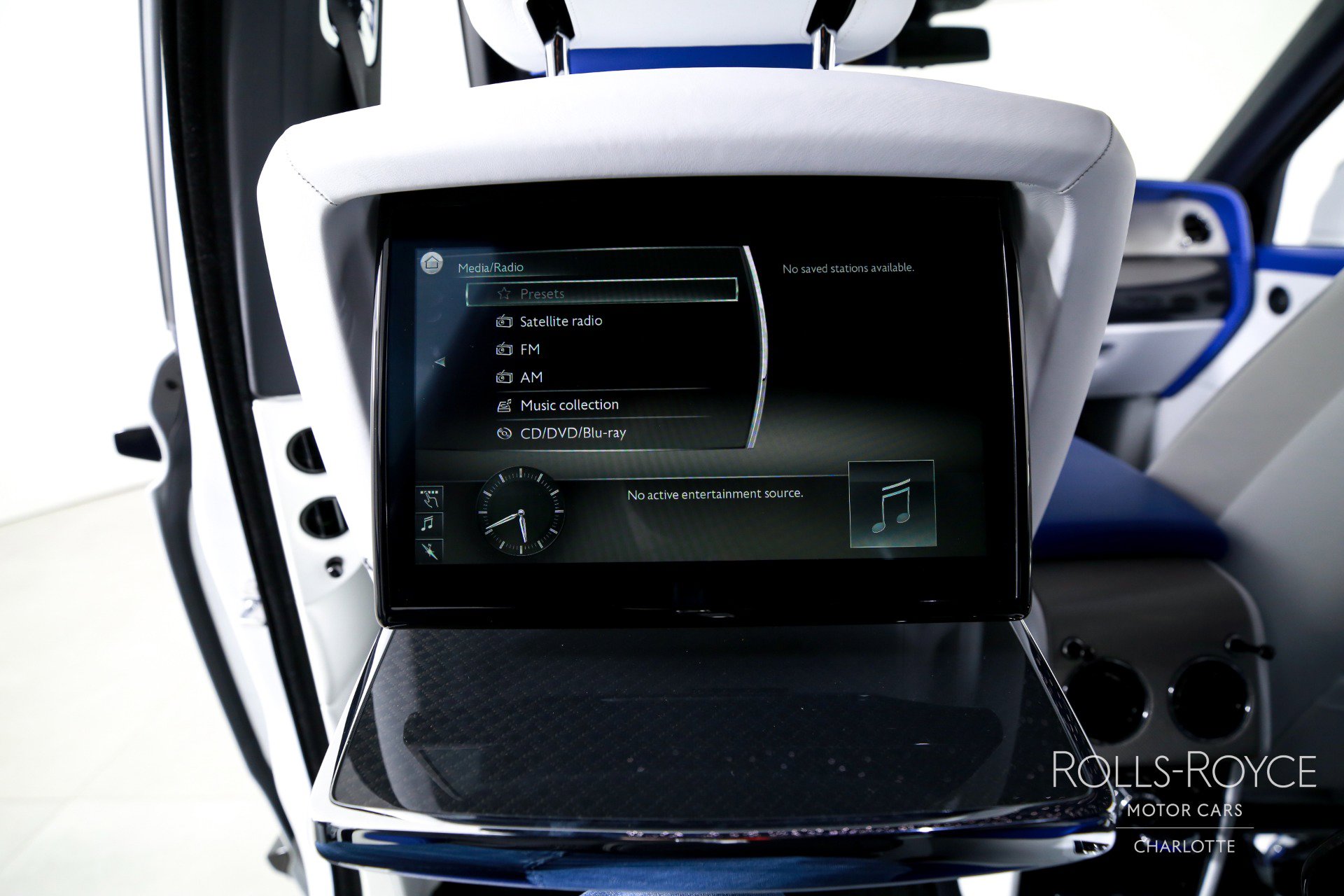 Used 2023 Rolls-Royce Cullinan Black Badge w/ Driver's Package image 20