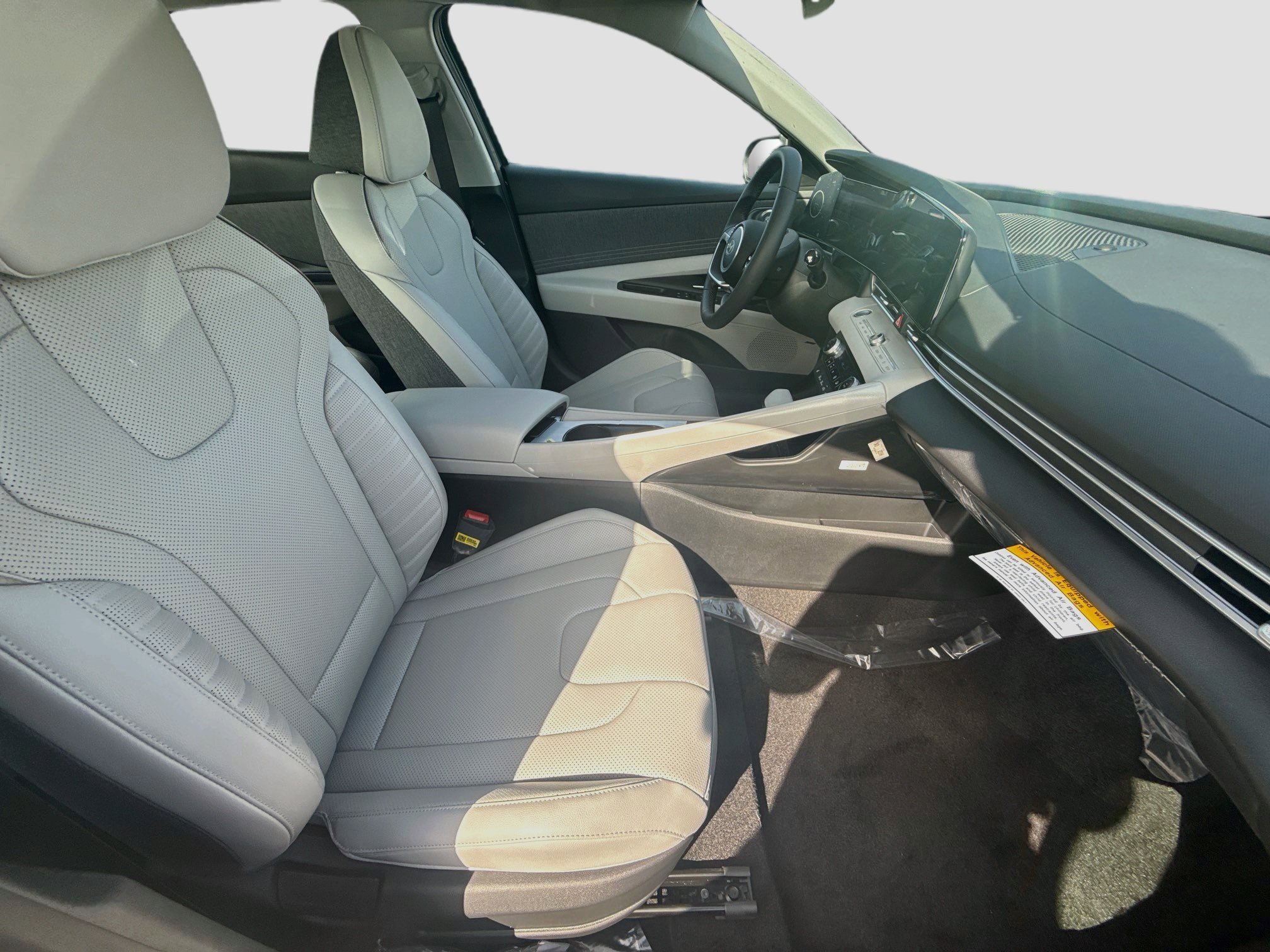 New 2026 Hyundai Elantra Limited FWD image 20