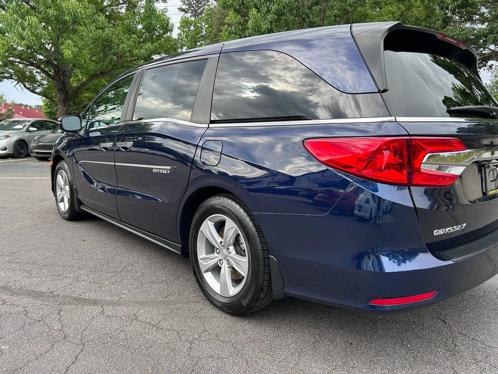 Used 2018 Honda Odyssey EX-L image 8