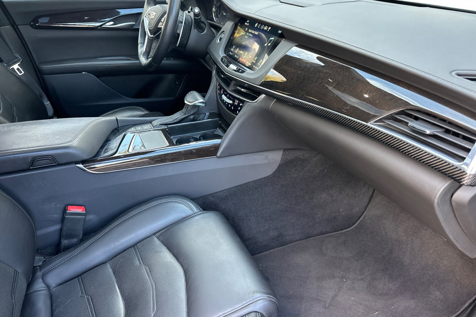 Used 2018 Cadillac CT6 3.0 Twin Turbo Platinum Sedan AWD/4WD image 17