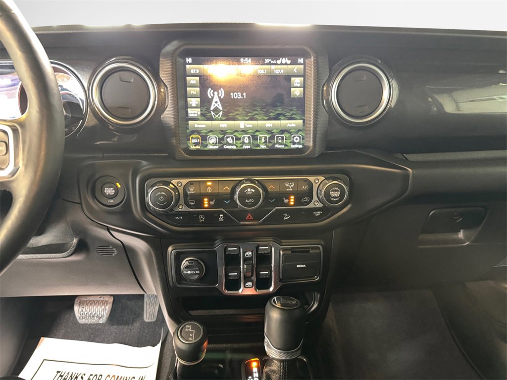 Used 2020 Jeep Wrangler Unlimited Sahara image 22
