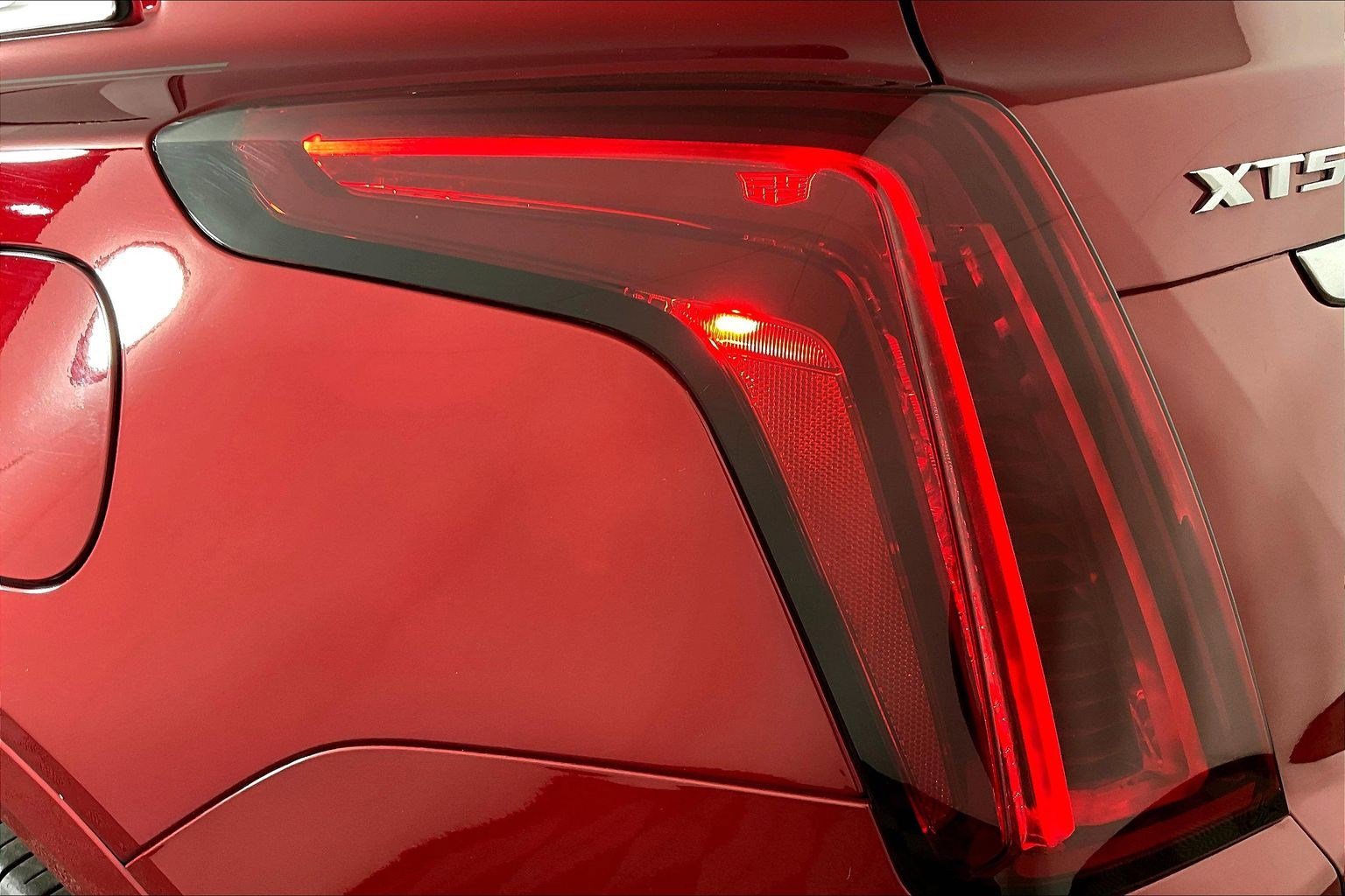 Certified 2023 Cadillac XT5 Premium Luxury image 23