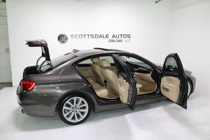 Used 2011 BMW 535i Sedan w/ Active Ventilated Seat Pkg RWD image 18