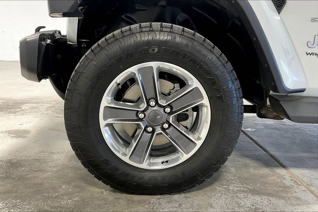 Used 2020 Jeep Wrangler Unlimited Sahara image 11