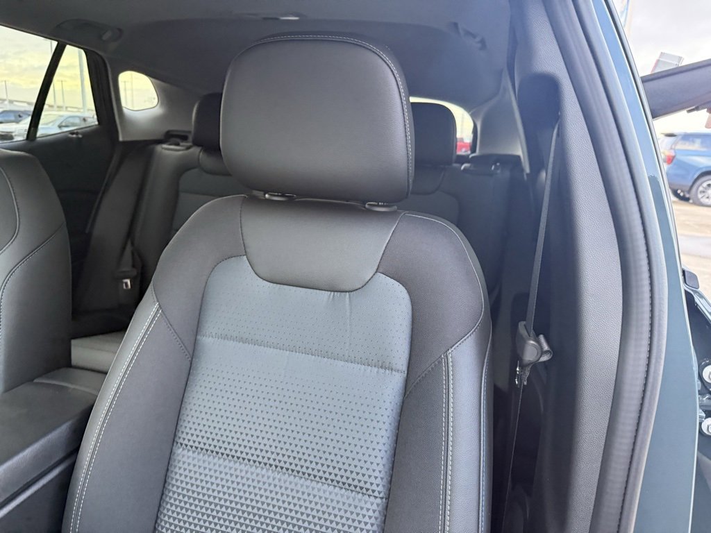 New 2026 Chevrolet Trax LT w/ Sunroof Package image 22