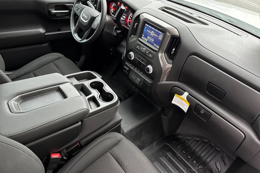 Used 2025 GMC Sierra 1500 Pro w/ Pro Value Package AWD/4WD image 14