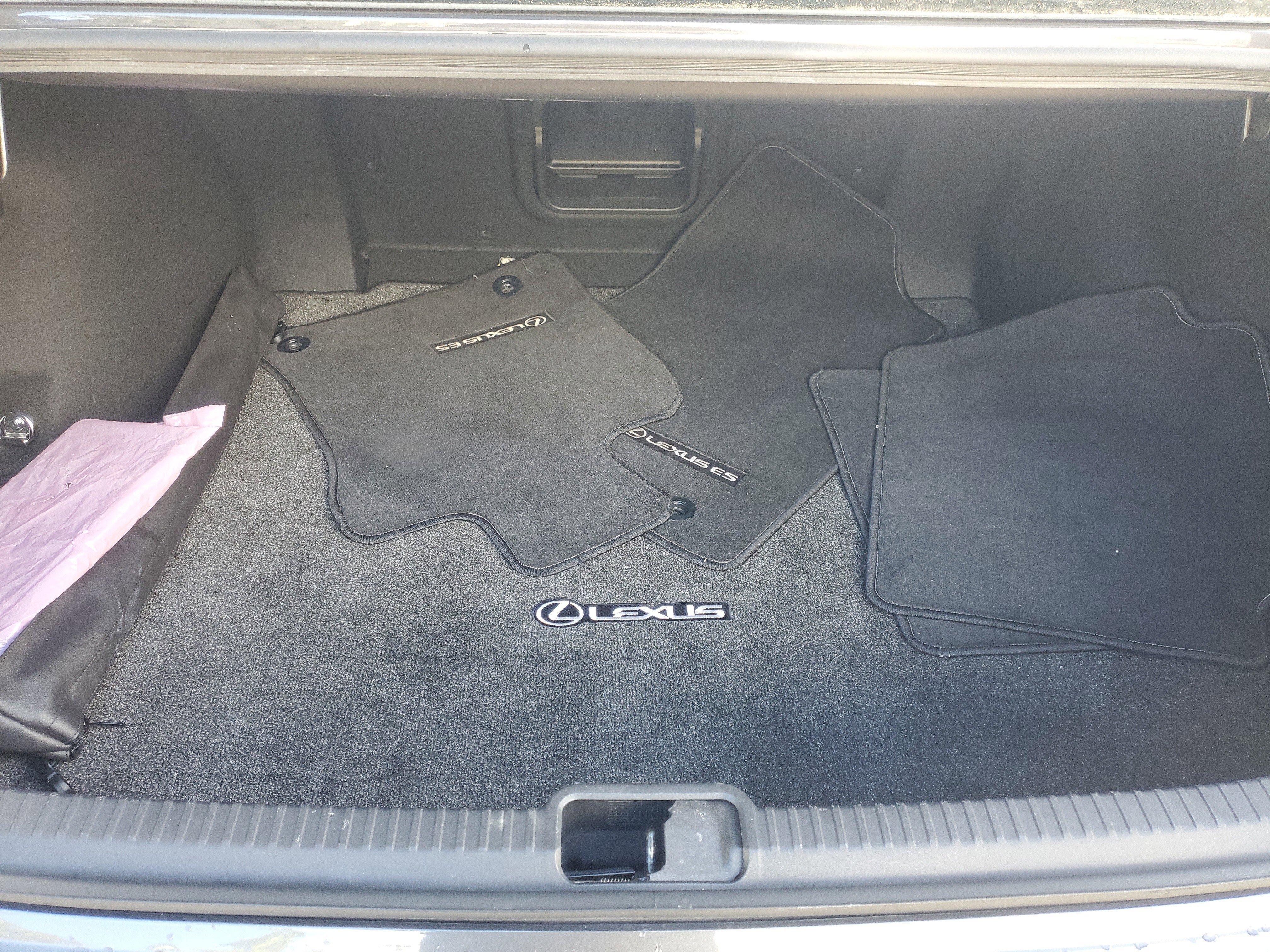 Certified 2022 Lexus ES 350 ES 350 w/ Premium Package image 8