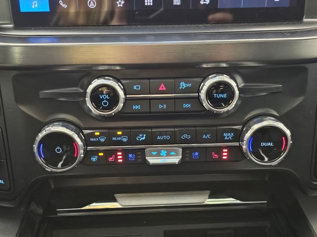 New 2025 Ford F350 Lariat w/ Lariat Ultimate Package AWD/4WD image 33