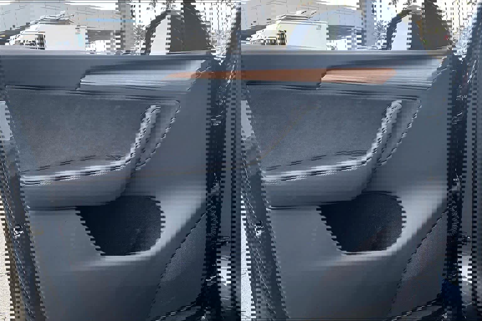 Used 2024 Tesla Model Y Long Range image 21