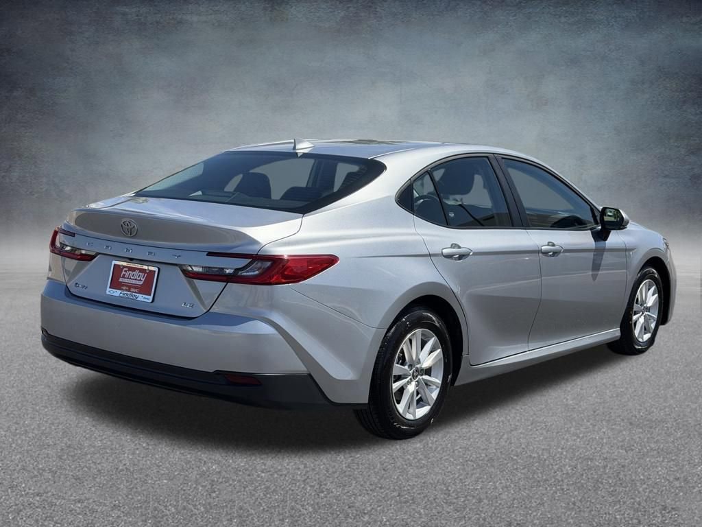 Used 2025 Toyota Camry LE FWD image 3