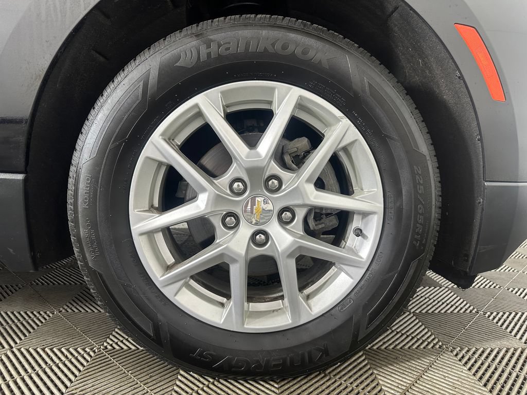 Used 2023 Chevrolet Equinox LT w/ Driver Convenience Package FWD image 32
