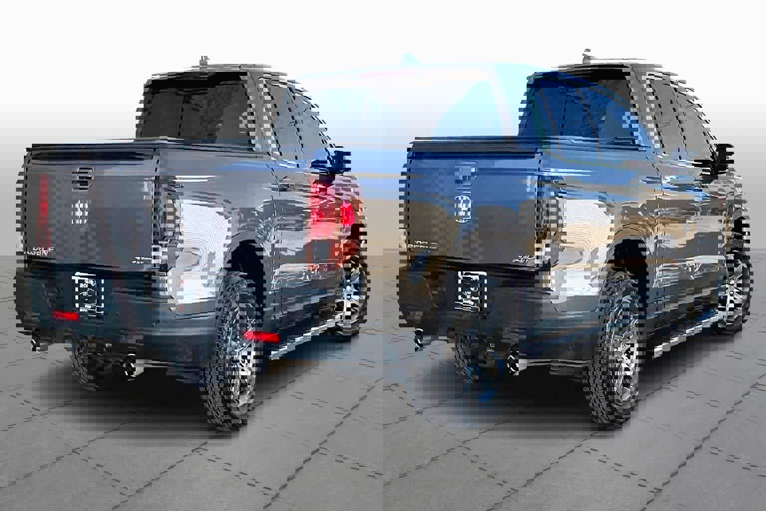 Used 2023 Honda Ridgeline RTL-E image 13