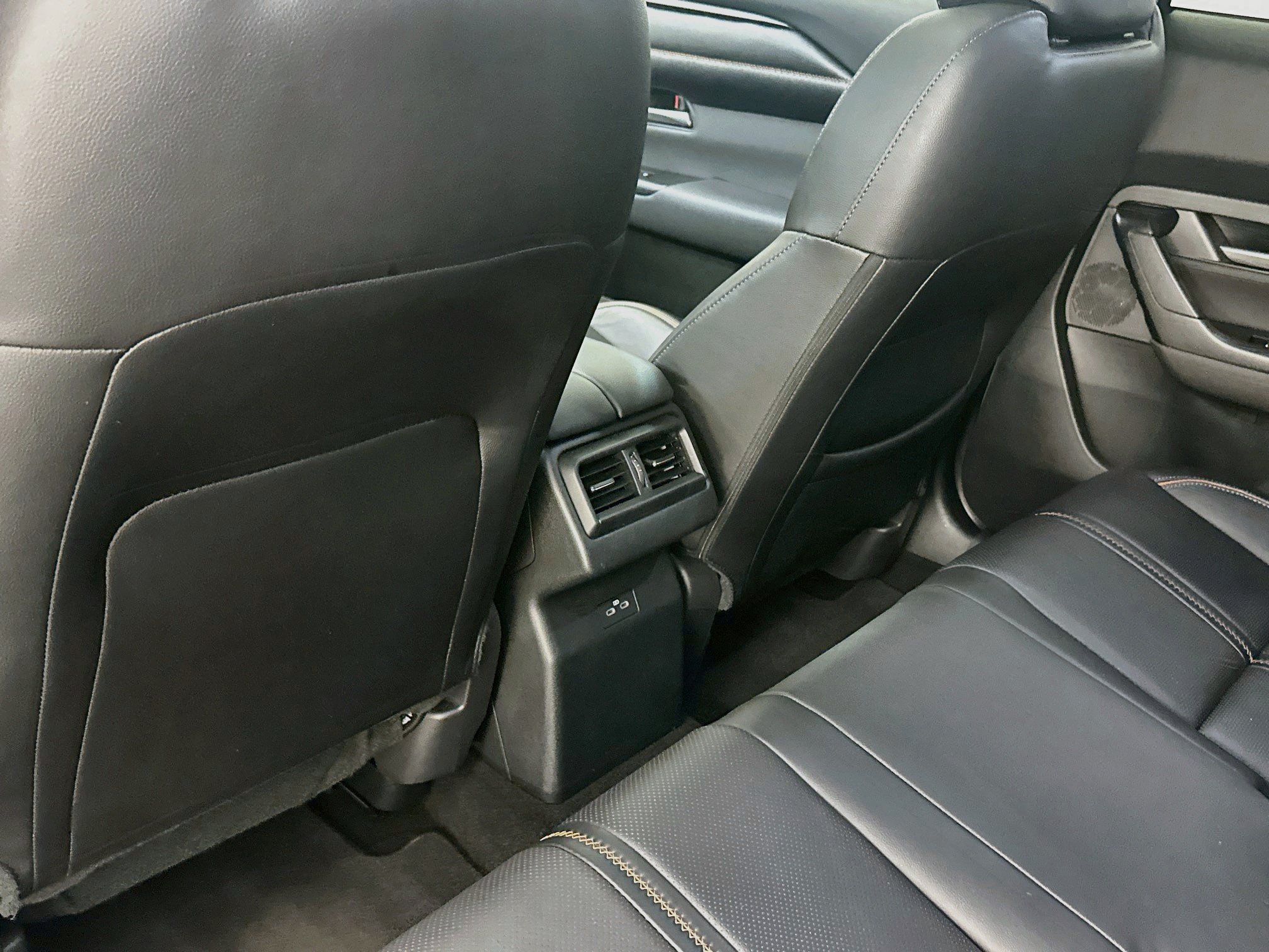 Used 2025 MAZDA CX-50 AWD 2.5 Hybrid w/ Premium Pkg image 29