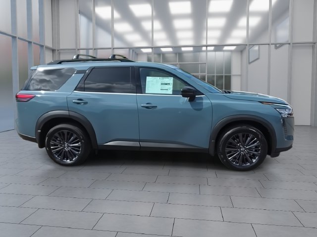 New 2026 Nissan Pathfinder SL w/ SL Premium Package AWD/4WD image 9