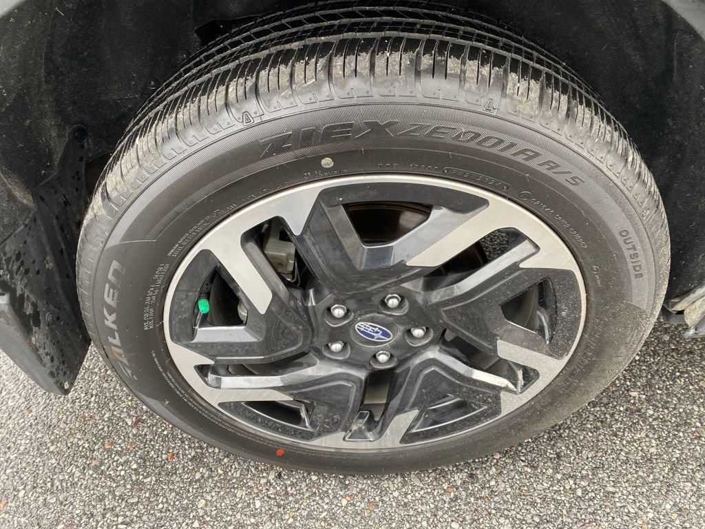 Certified 2025 Subaru Forester Limited image 17