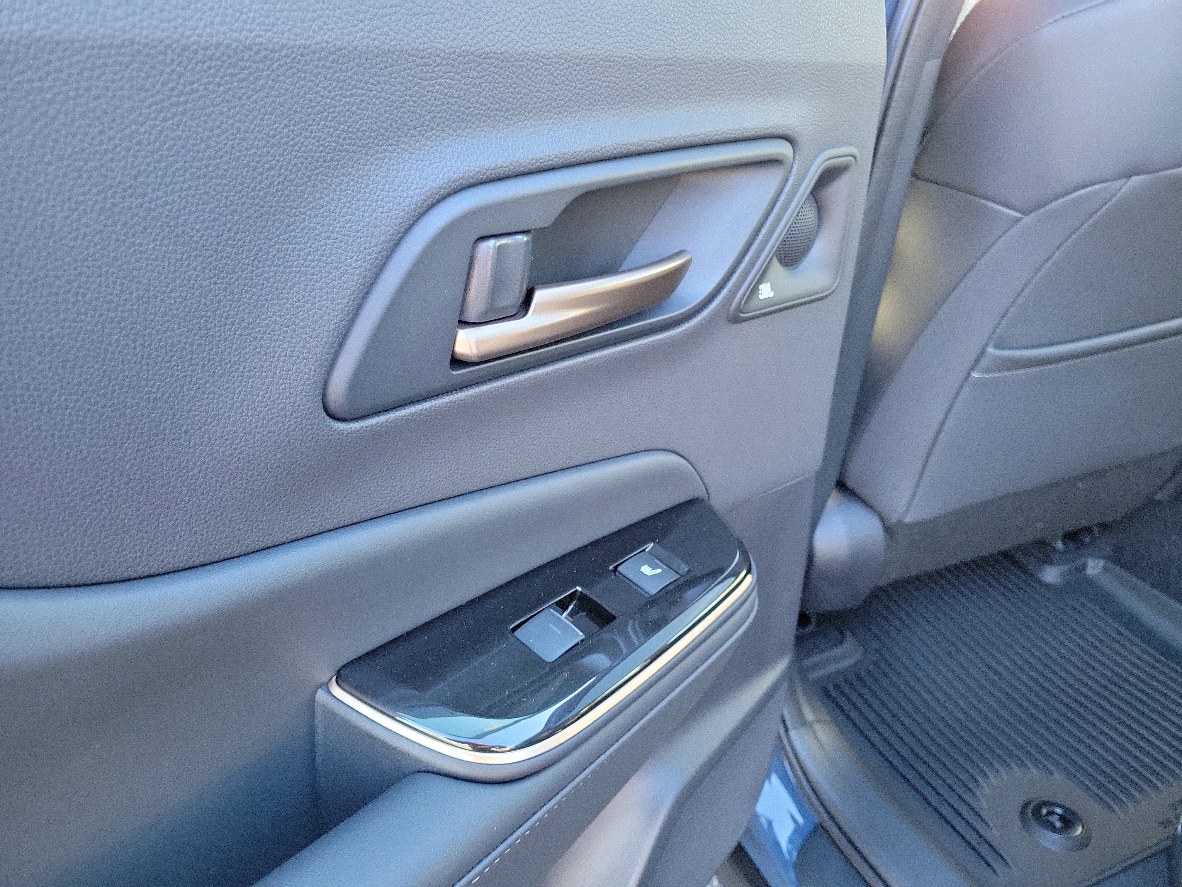 New 2025 Toyota Crown Signia w/ Advanced Technology Package image 13