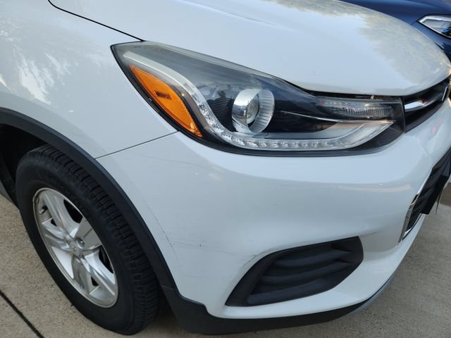 Used 2018 Chevrolet Trax LT w/ LT Convenience Package FWD image 6