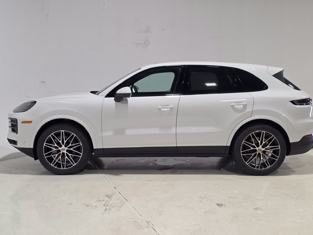 New 2026 Porsche Cayenne AWD/4WD image 2