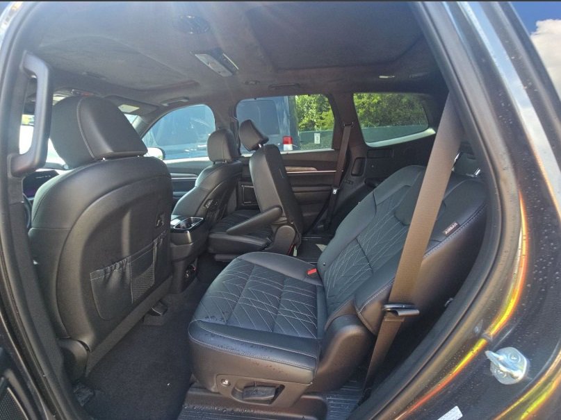 Used 2024 Kia Telluride SX Prestige X-Line image 17