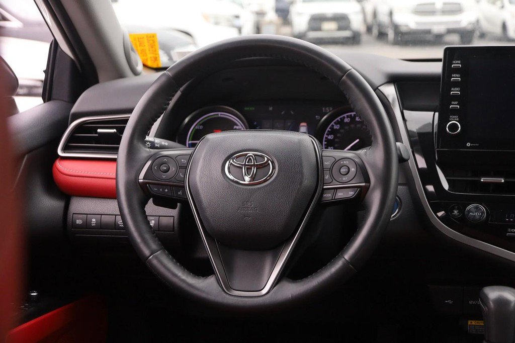 Used 2021 Toyota Camry XSE w/ Navigation Upgrade Package FWD image 25