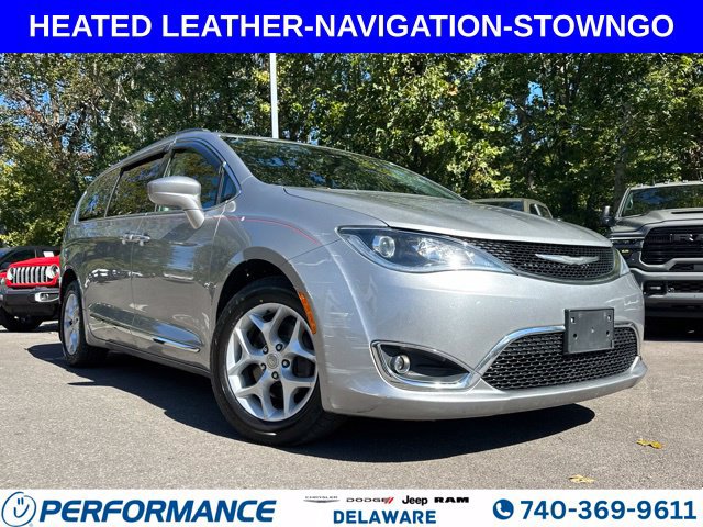 Used 2017 Chrysler Pacifica Touring-L w/ Tire & Wheel Group