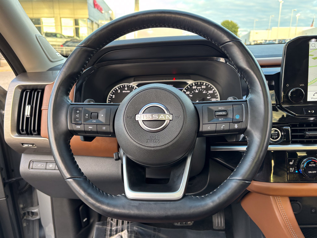 Used 2022 Nissan Pathfinder Platinum w/ Cargo Package AWD/4WD image 33