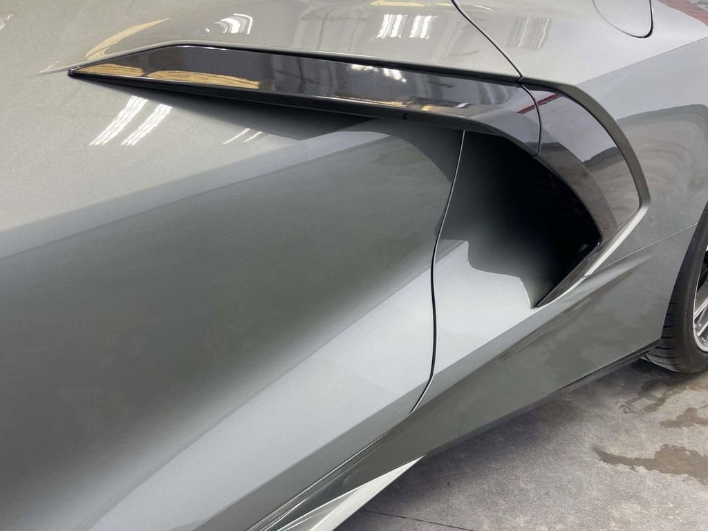 Used 2023 Chevrolet Corvette Stingray Premium Conv w/ Z51 Performance Package image 10